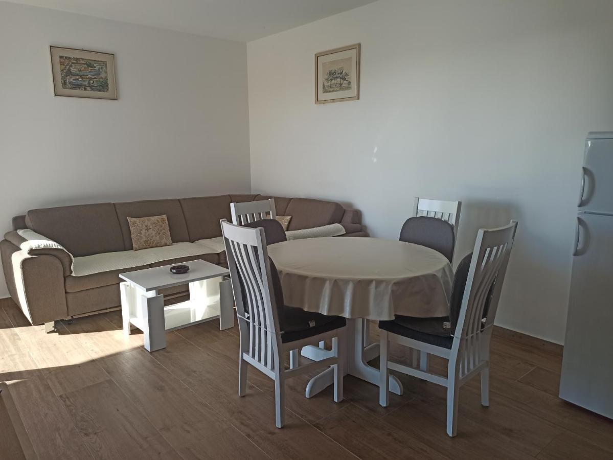 Apartment Bolanca Primosten Ngoại thất bức ảnh