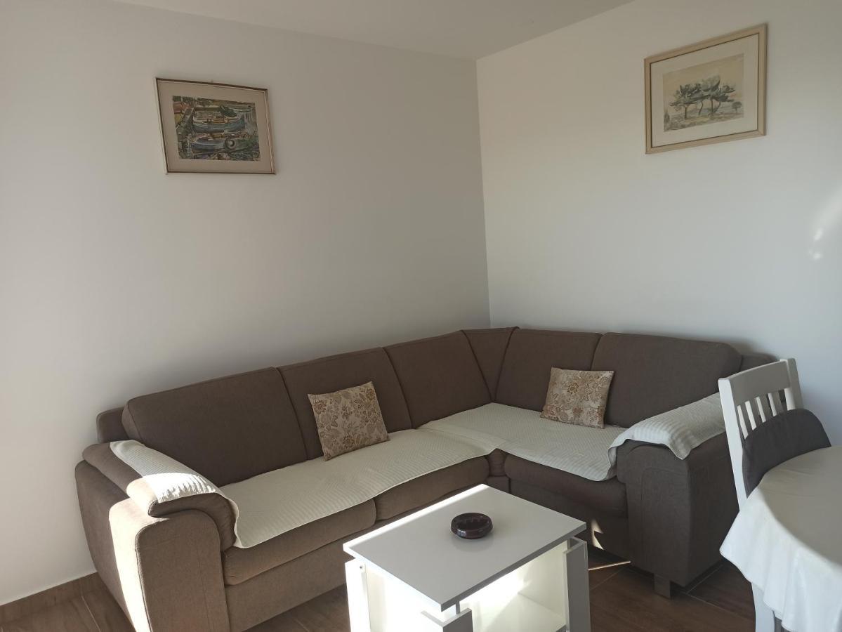 Apartment Bolanca Primosten Ngoại thất bức ảnh
